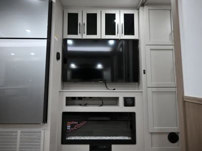 2027 Entegra ODYSSEY — photo 14 view