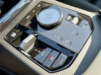 2026 BMW X3 — photo 11 view