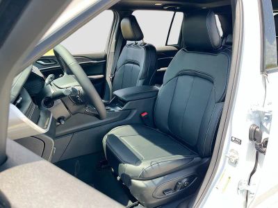2026 Jeep Grand Cherokee — photo 21 view