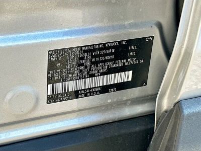2024 Toyota RAV4 Hybrid — photo 30 view