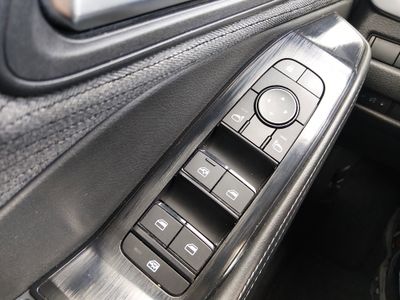 2023 Nissan Rogue — photo 14 view