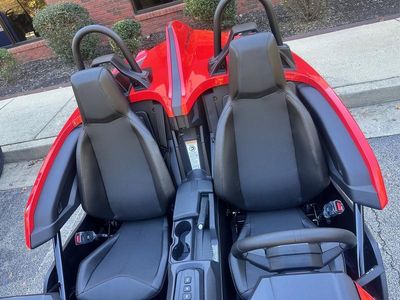 2025 Polaris Slingshot Slingshot S - Photo 10