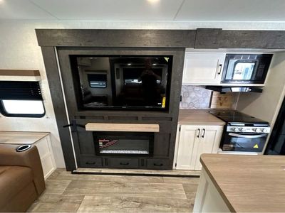 2026 VENTURE RV SIENNA - Photo 12