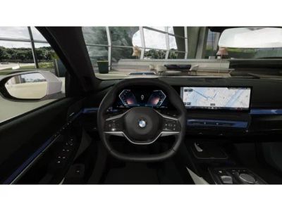 2027 BMW 5 Series — photo 13 view