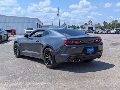 2021 Chevrolet Camaro - Photo 3