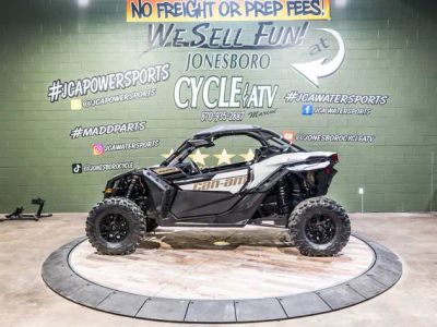 2024 Can-Am® Maverick X3 DS Turbo Catalyst Gray — front three-quarter view