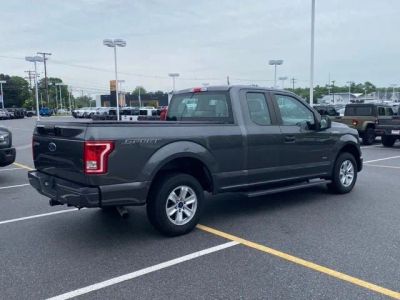 2017 Ford F-150 — detail view