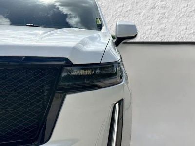 2024 Cadillac Escalade — photo 9 view