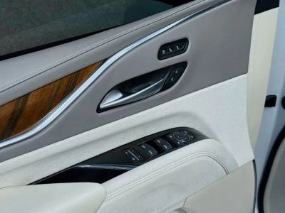 2024 Cadillac Escalade — photo 25 view