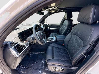 2026 BMW X5 — photo 18 view
