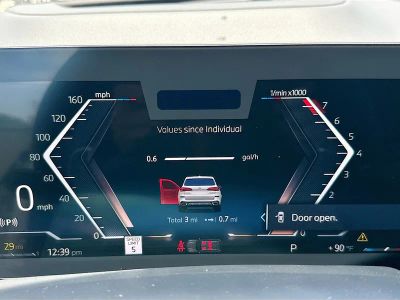 2026 BMW X5 — photo 11 view
