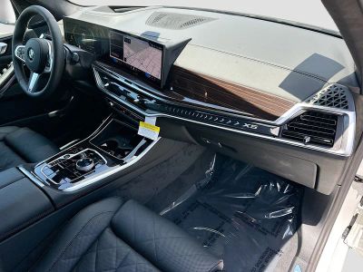 2026 BMW X5 — photo 26 view