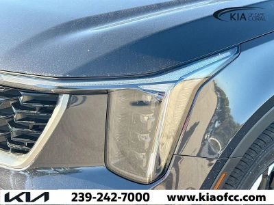 2026 Kia Sorento — photo 8 view