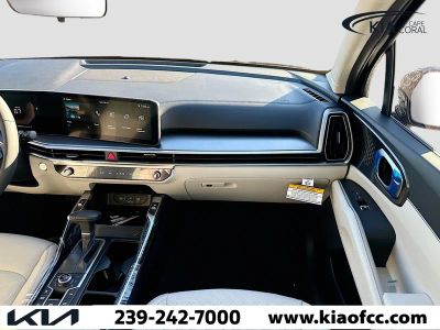 2026 Kia Sorento — photo 17 view