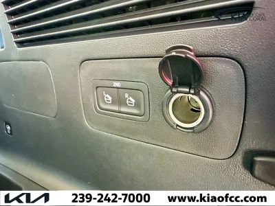 2026 Kia Sorento — photo 12 view