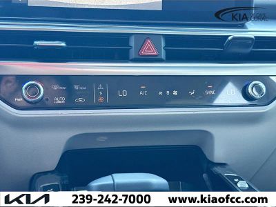 2026 Kia Sorento — photo 32 view