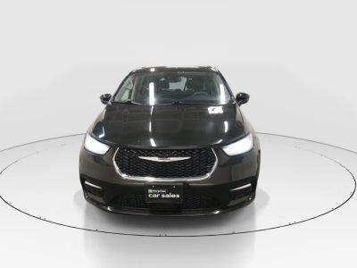 2023 Chrysler Pacifica — side profile view