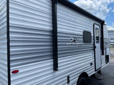 2025 Jayco Jay Flight SLX - Photo 4