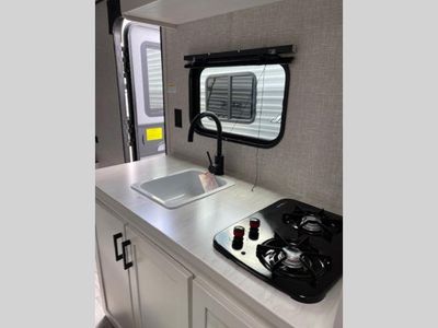 2025 Jayco Jay Flight SLX - Photo 12