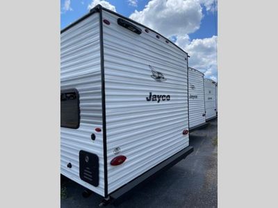2025 Jayco Jay Flight SLX - Photo 2