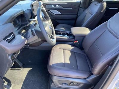 2026 Ford Explorer — photo 13 view