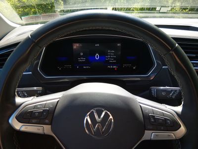 2023 Volkswagen Tiguan - Photo 12