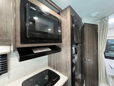 2025 Entegra ODYSSEY - Photo 11