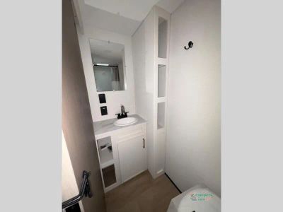 2027 Grand Design Transcend One — photo 42 view