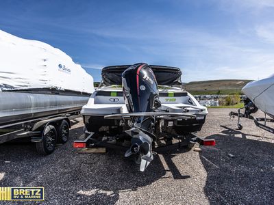2022 TRACKER Tahoe - Photo 5