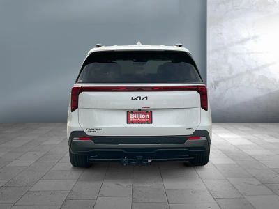 2026 Kia Carnival Hybrid — detail view