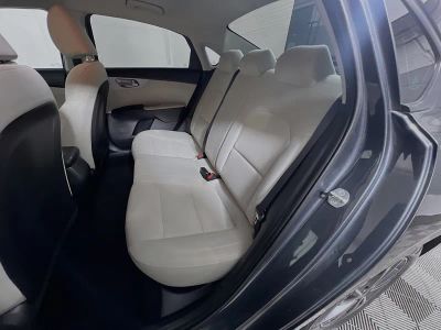 2022 Kia Forte — photo 24 view