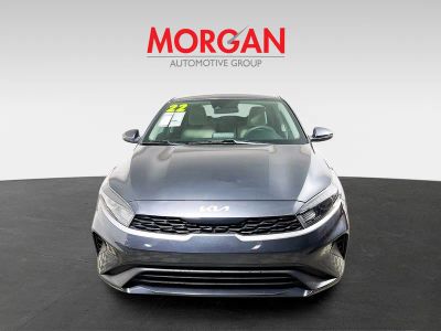 2022 Kia Forte — photo 8 view