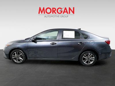 2022 Kia Forte — engine compartment view