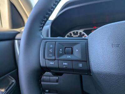 2026 Nissan Rogue - Photo 13