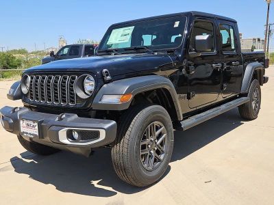 2026 Jeep Gladiator Sport in Black Clearcoat — front three-quarter view