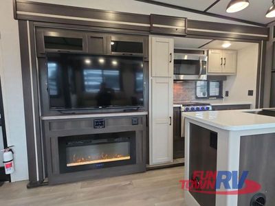 2022 CrossRoads RV Cruiser Aire — photo 10 view
