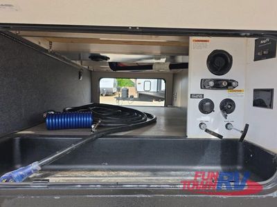 2022 CrossRoads RV Cruiser Aire — engine compartment view