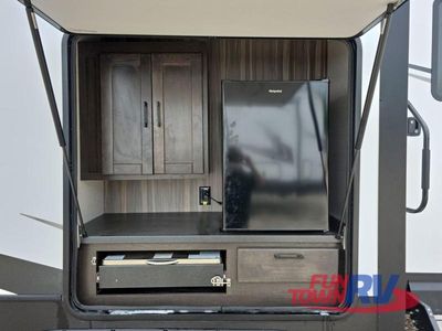 2022 CrossRoads RV Cruiser Aire — interior view