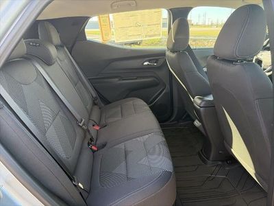 2027 Chevrolet Bolt - Photo 32