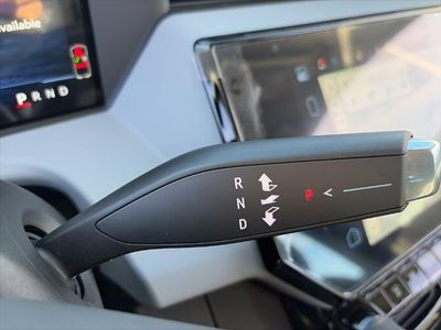 2027 Chevrolet Bolt - Photo 23