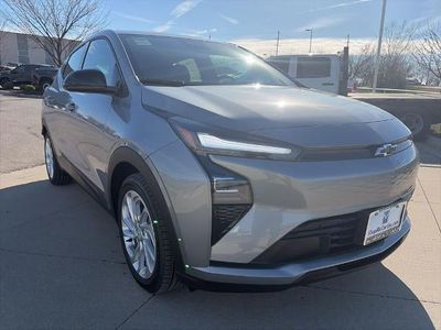 2027 Chevrolet Bolt - Photo 2