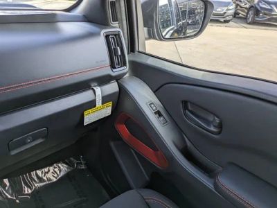 2026 Nissan Frontier — photo 17 view