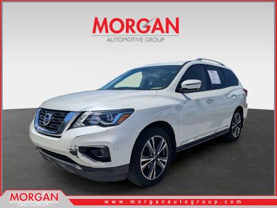 2017 Nissan Pathfinder — photo 7 view