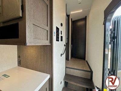 2026 Cherokee Arctic Wolf 38DST - Photo 24