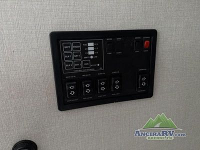 2026 Coachmen RV Chaparral - Photo 20