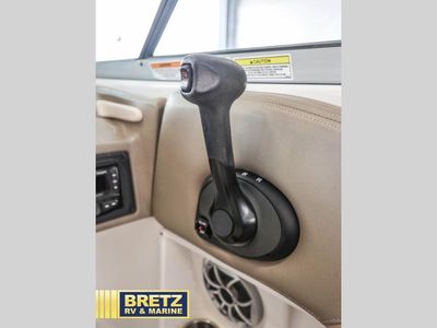 2022 Crownline Eclipse Series - Photo 12