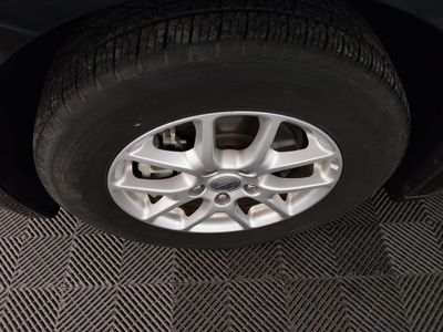 2023 Chrysler Voyager - Photo 10