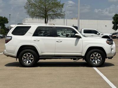 2018 Toyota 4Runner - Photo 3