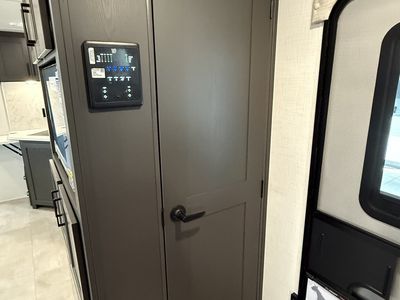 2025 Forest River Rockwood Ultra Lite - Photo 24