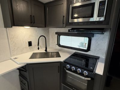 2025 Forest River Rockwood Ultra Lite - Photo 36